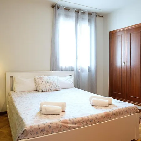 Lc Miguel Molino - Alfonso I Apartamento